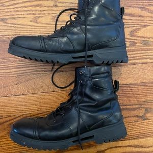 Men’s black Leather Diesel boots US 10.5